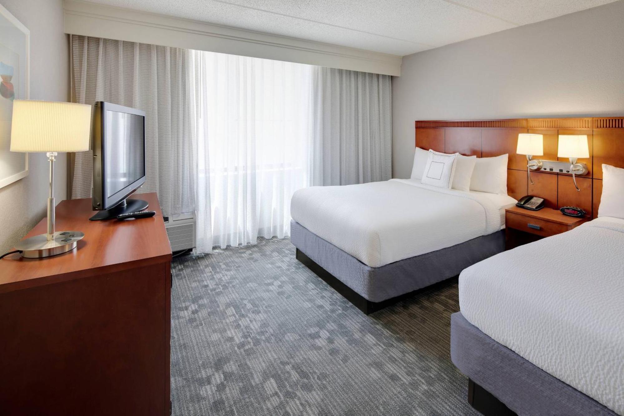Courtyard By Marriott Atlanta Windy Hill/Ballpark Smyrna Buitenkant foto