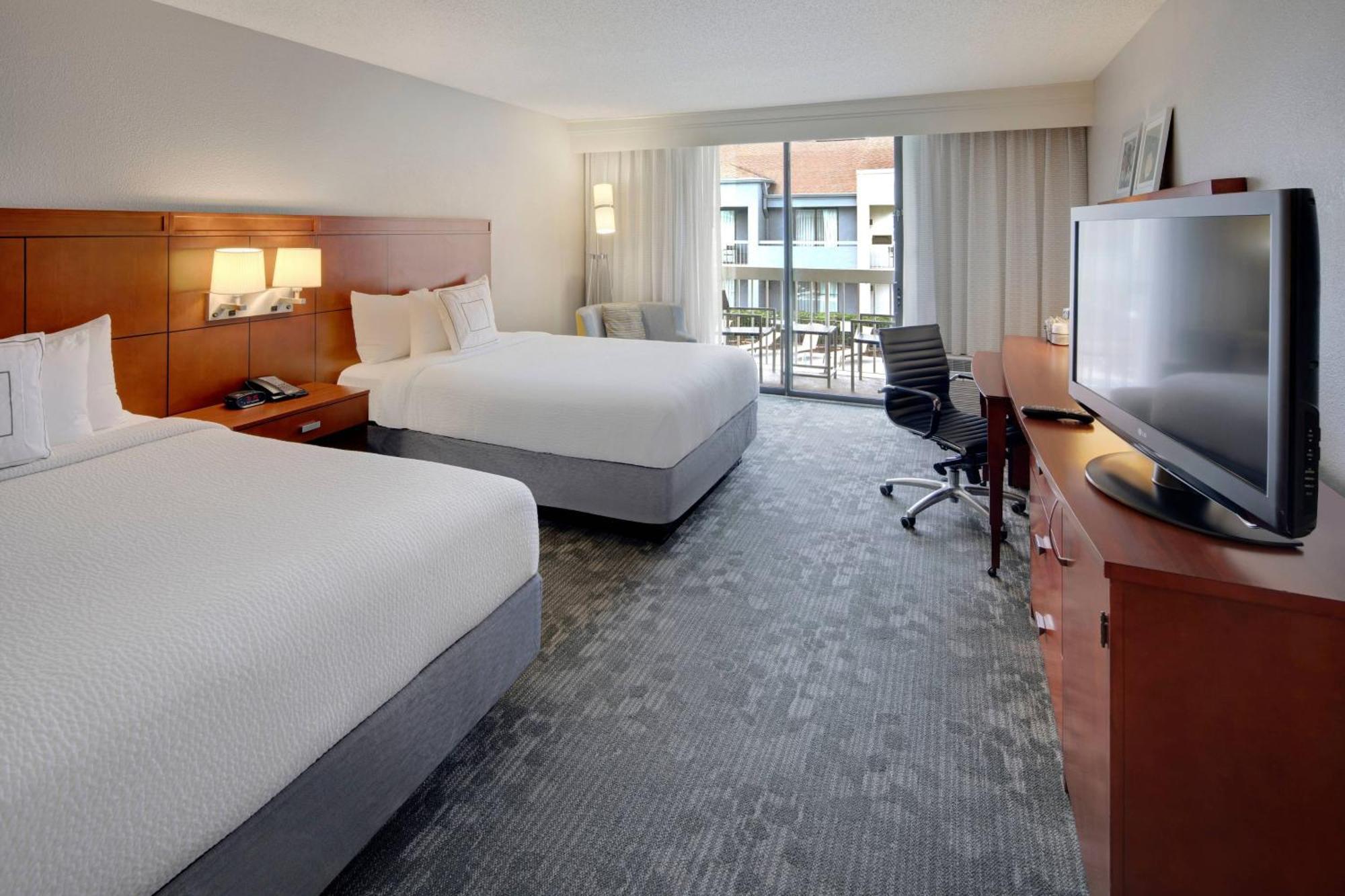 Courtyard By Marriott Atlanta Windy Hill/Ballpark Smyrna Buitenkant foto