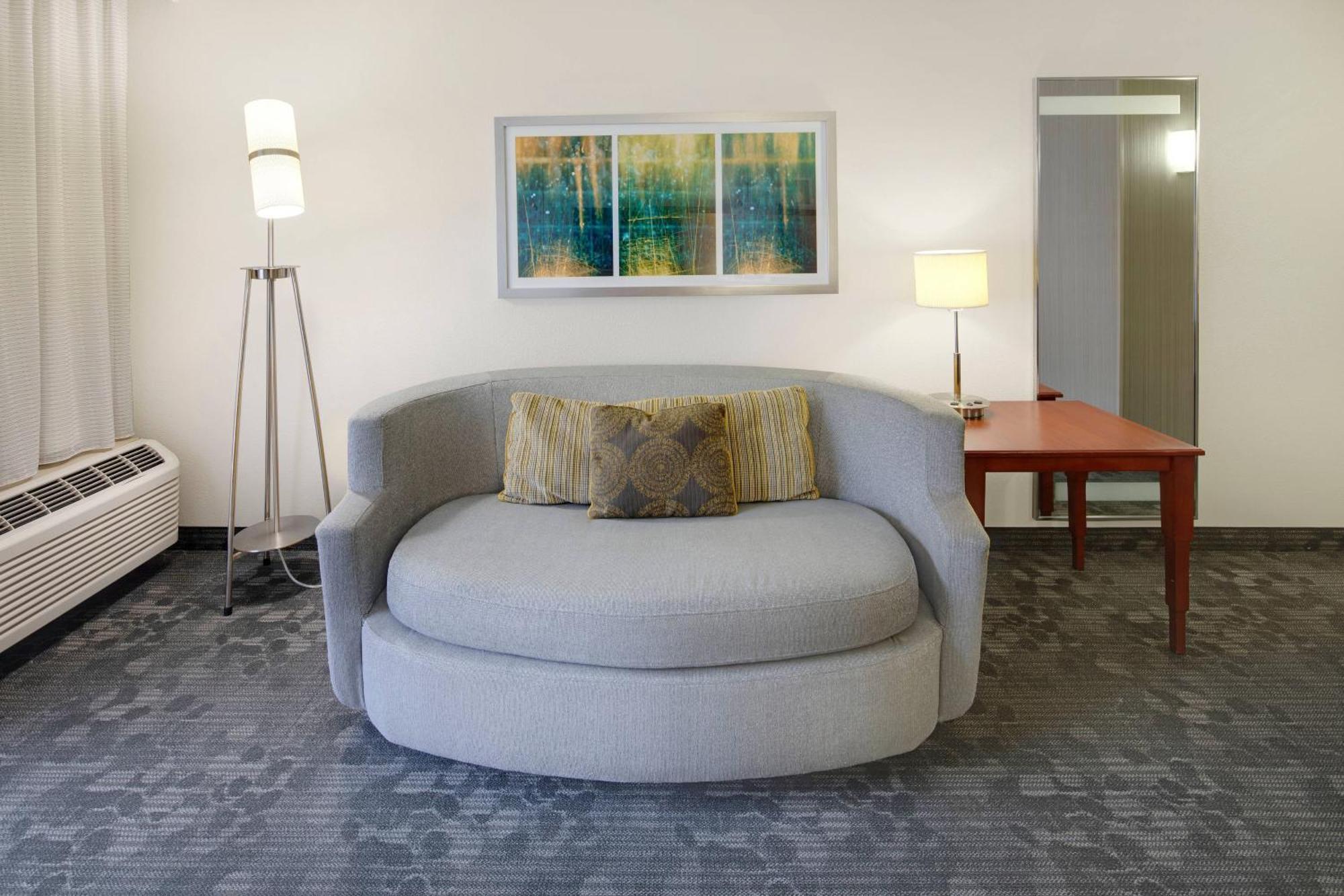 Courtyard By Marriott Atlanta Windy Hill/Ballpark Smyrna Buitenkant foto