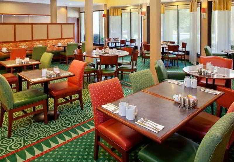 Courtyard By Marriott Atlanta Windy Hill/Ballpark Smyrna Restaurant foto