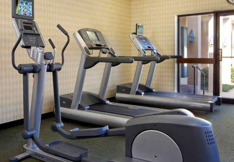 Courtyard By Marriott Atlanta Windy Hill/Ballpark Smyrna Buitenkant foto